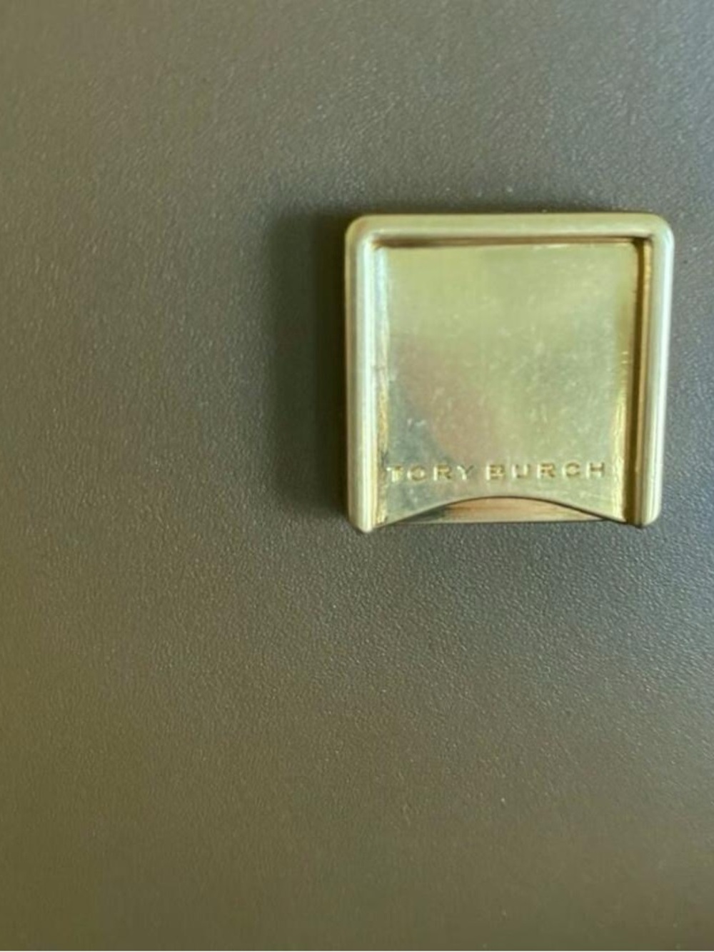 Tory Burch Eleanor Classic Leather Tan Bag with Gold Chain Strap - Picture 3 of 8